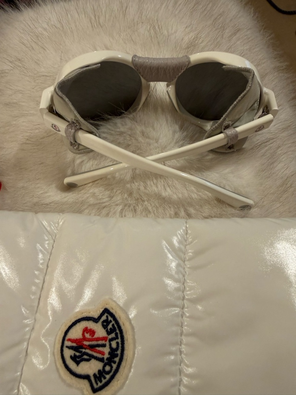 Moncler Ivory Round Ski Goggles with Leather Trim - Picture 2 of 4